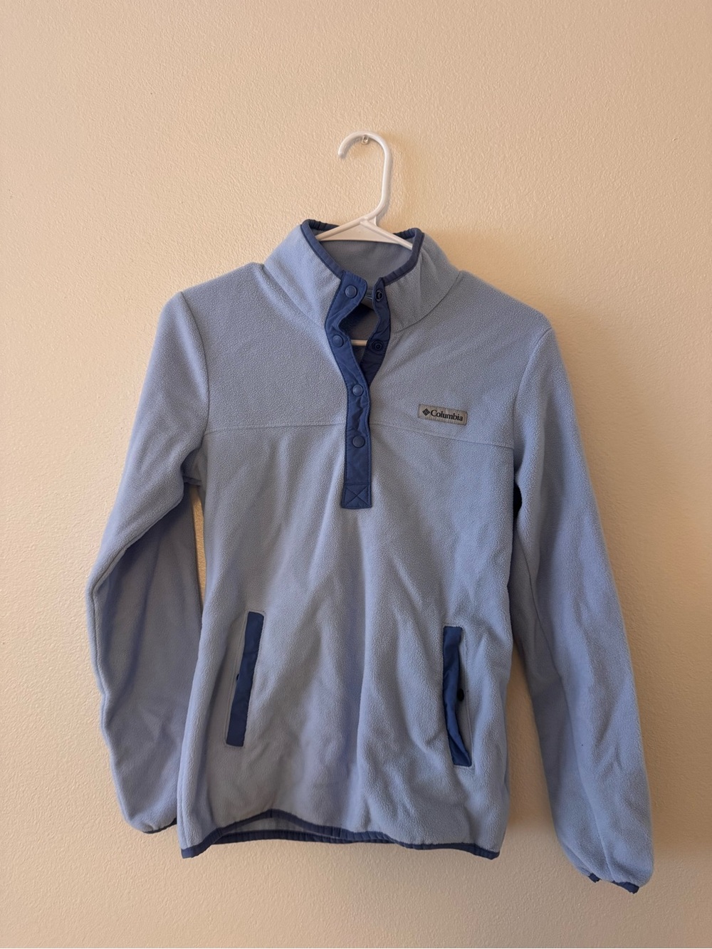 Columbia Light Blue Fleece Snap Pullover with Navy Trim